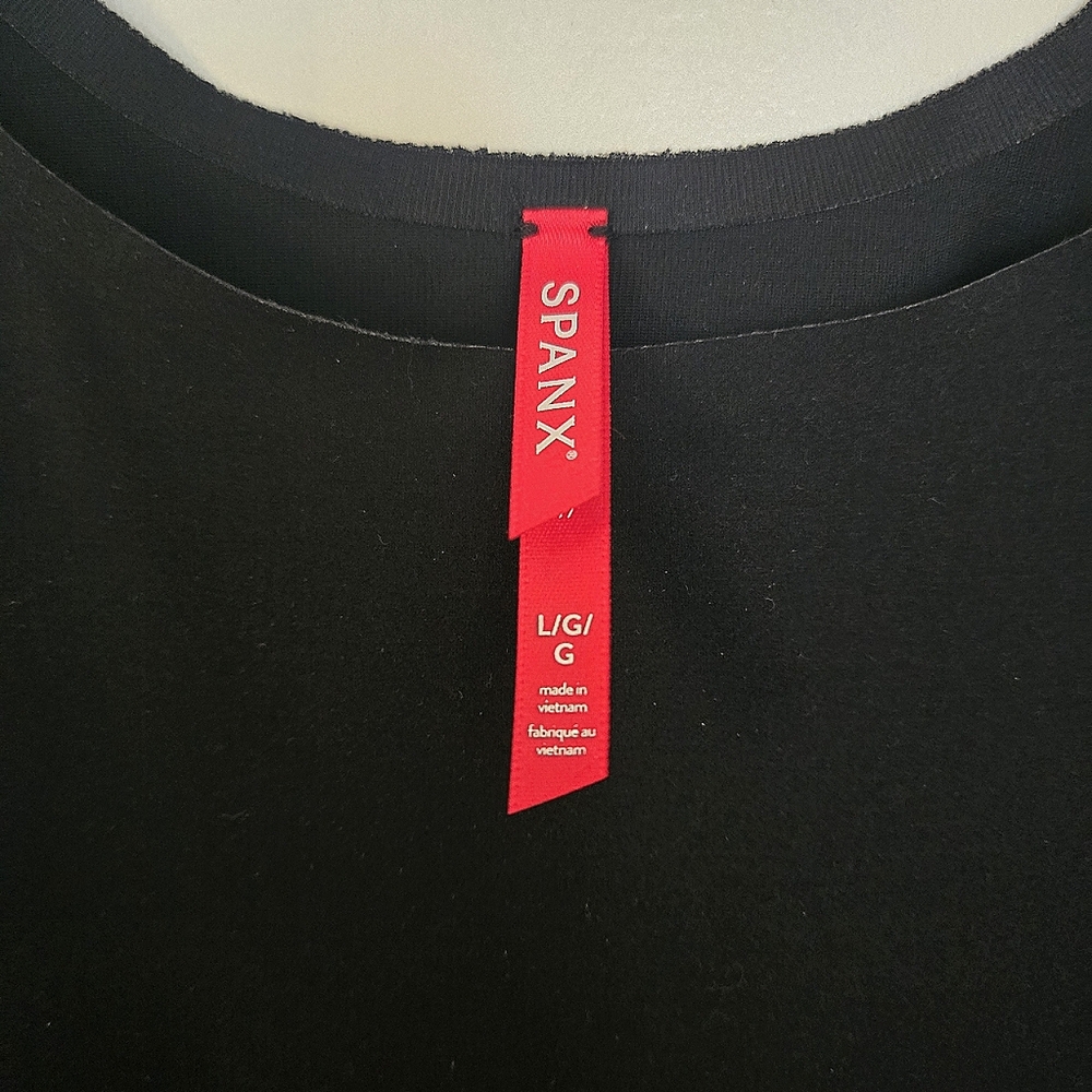 SPANX Black Sleeveless Top - Large - Picture 3 of 6
